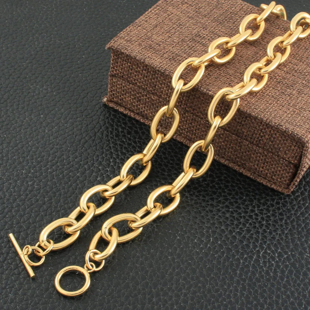 Oval Chain Bracelet
