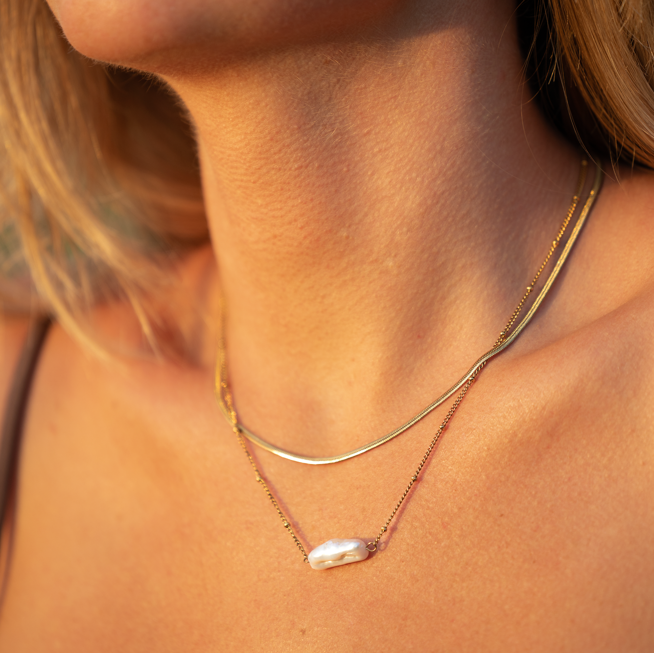 Pearl Bar Necklace